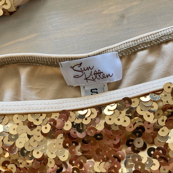 Gold sequin bikini - Picture 3 of 6